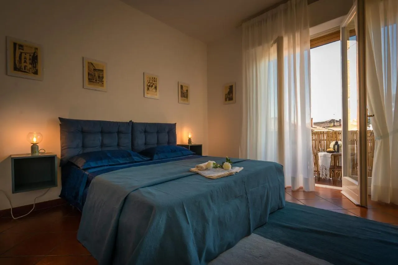 La Casa Di Lucca With Private Parking Apartment