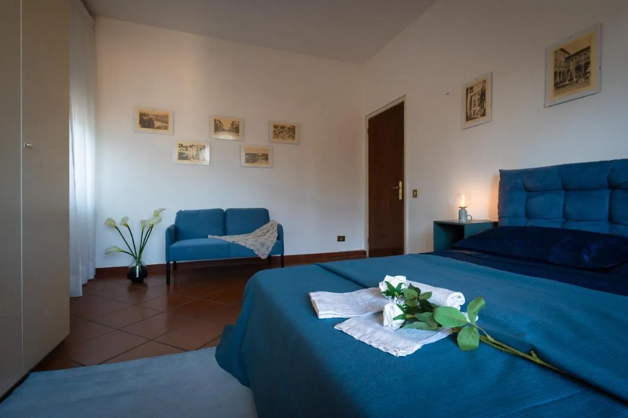 La Casa Di Lucca With Private Parking Apartment