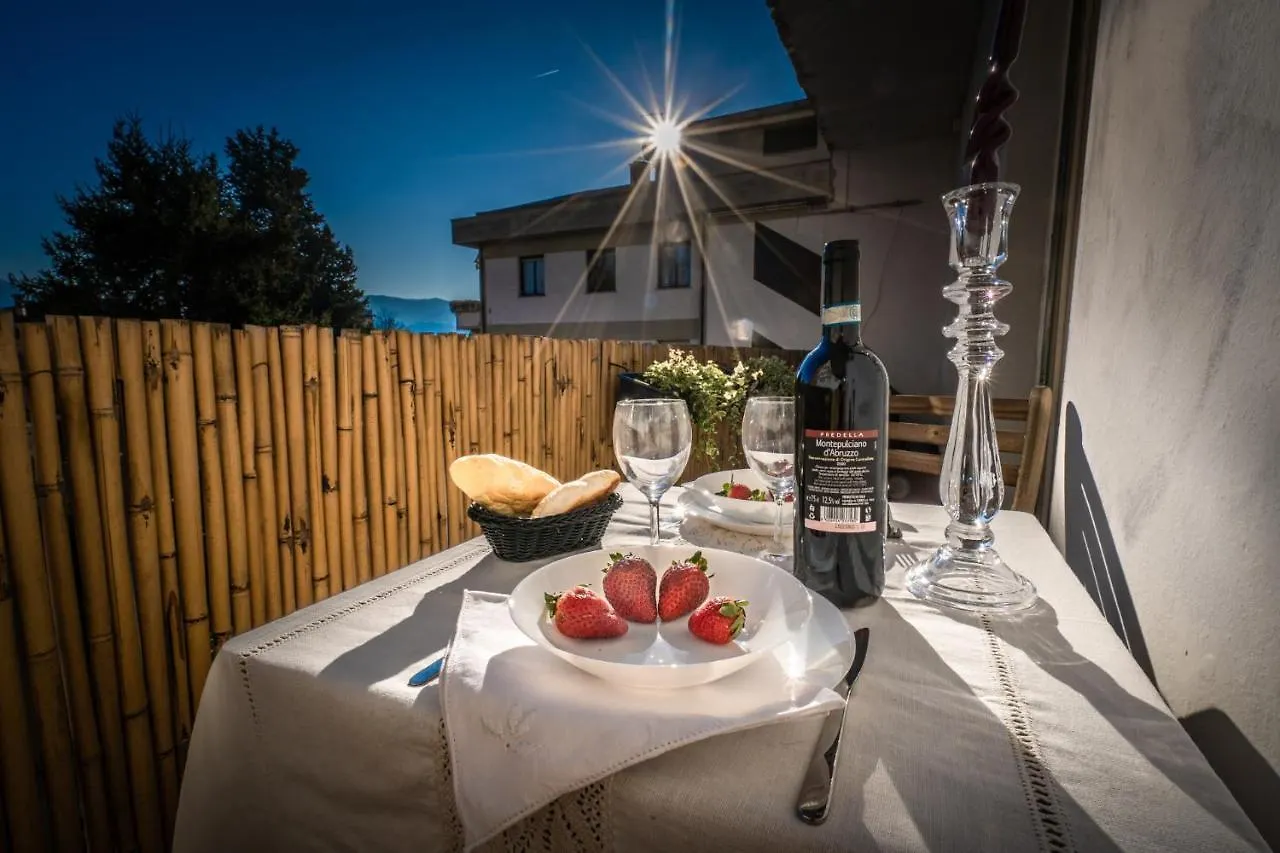 La Casa Di Lucca With Private Parking Apartment